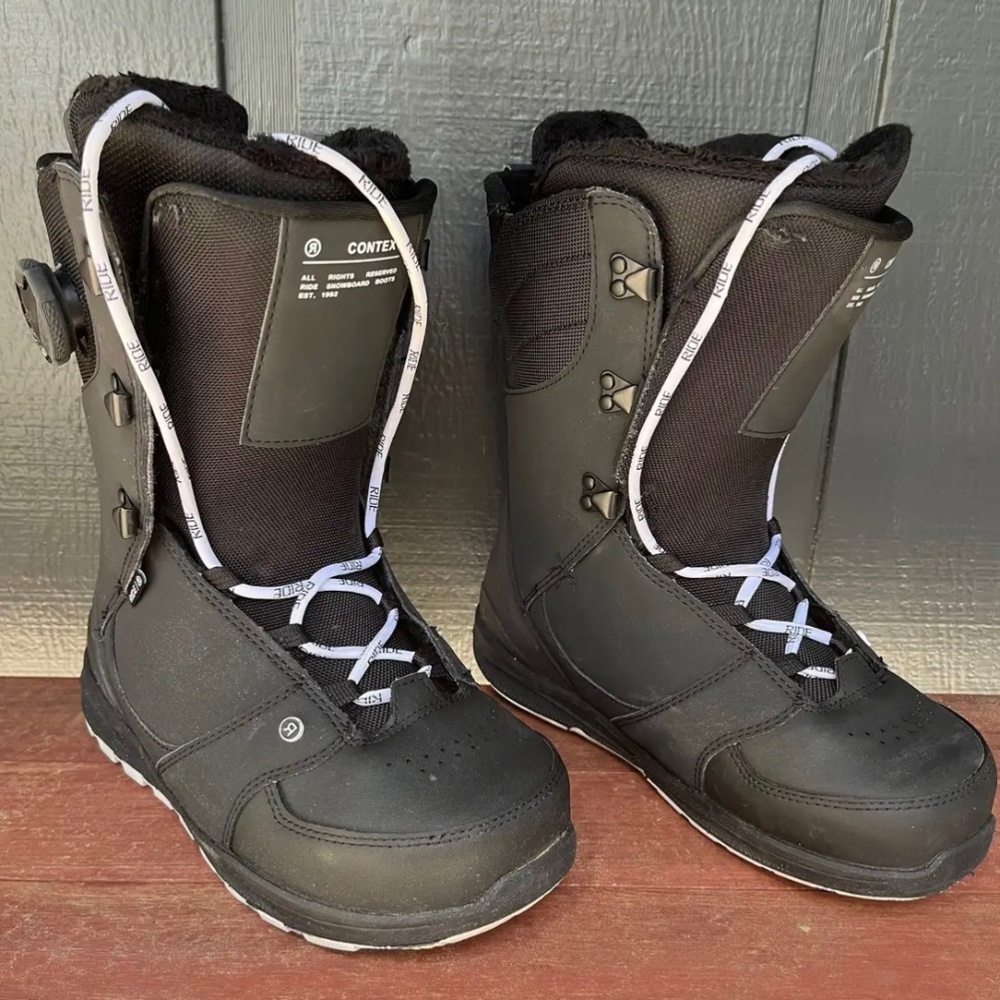 Ride Snowboard Boots Women’s 8.5